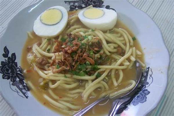 Trik Membuat Mie Celor Praktis