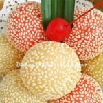 Onde-onde Wijen Dengan Isi Manis